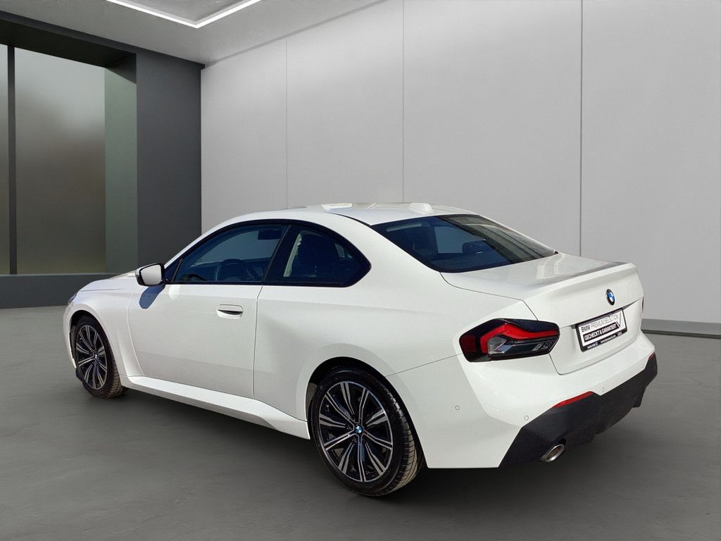 BMW 218