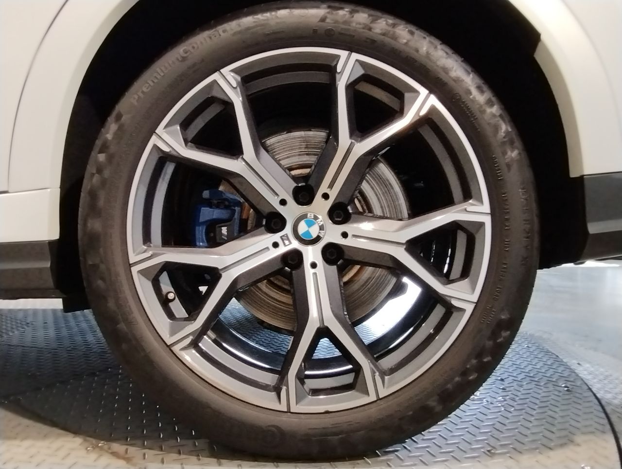 X* xDrive30d RHD