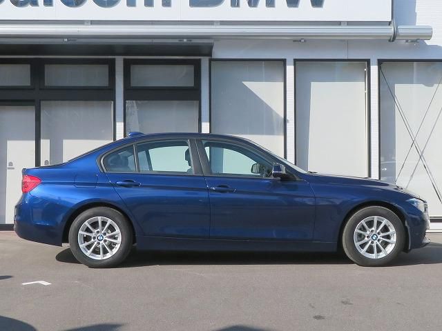 318I SEDAN RHD