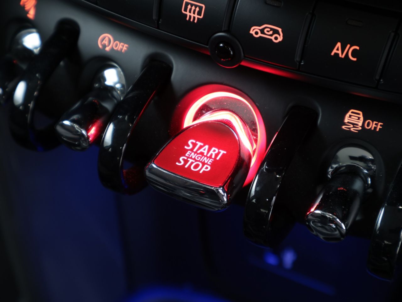 MINI F55 Cooper D 5dr Hatch LCI