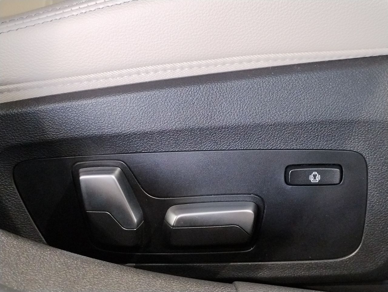 G21 320i Touring LCI RHD