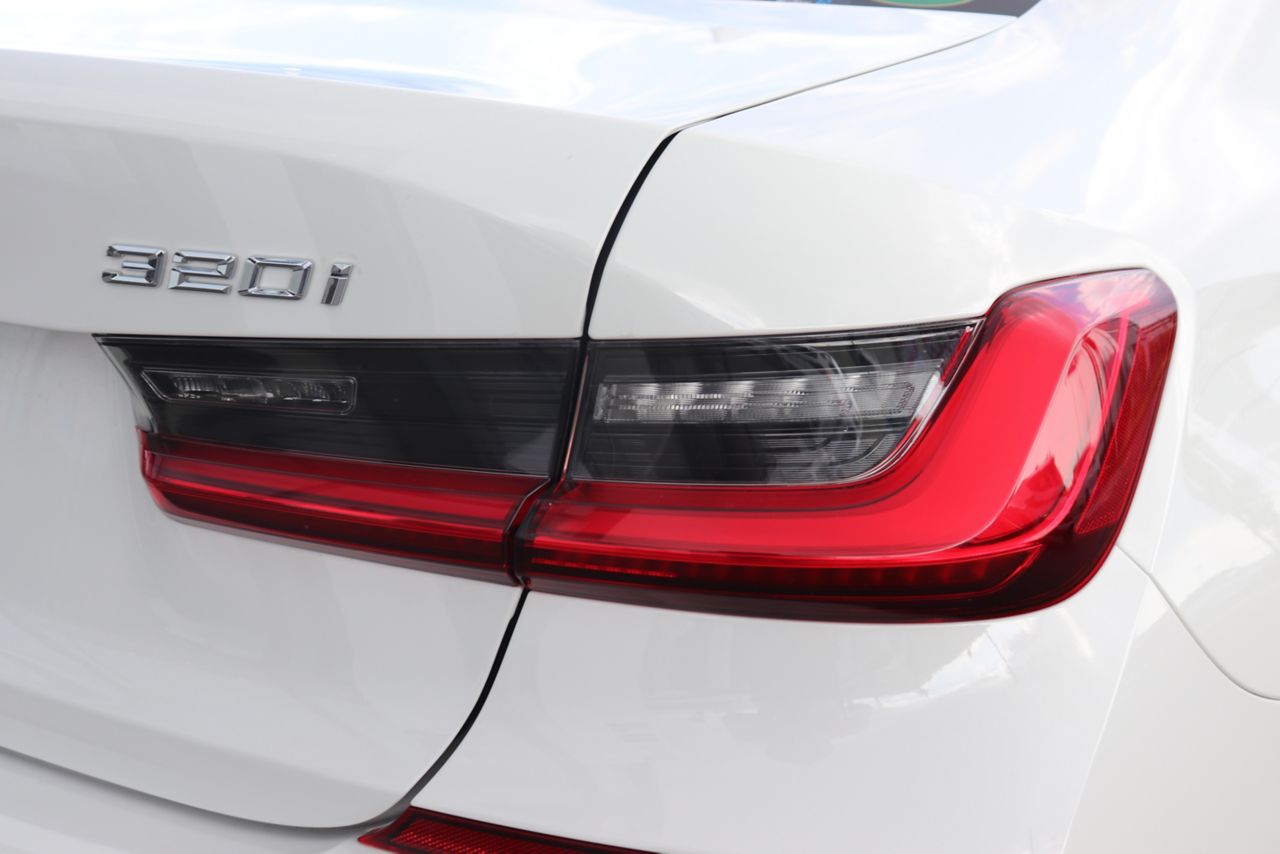 G20 320i Saloon RHD MX