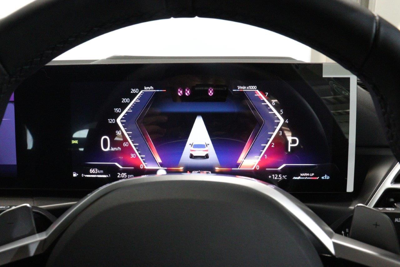 G** ***i G*** C**** ***