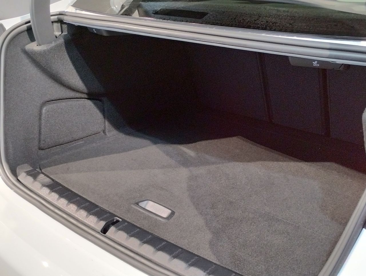 F4* **35i xDrive **** ***** B48 2.0i