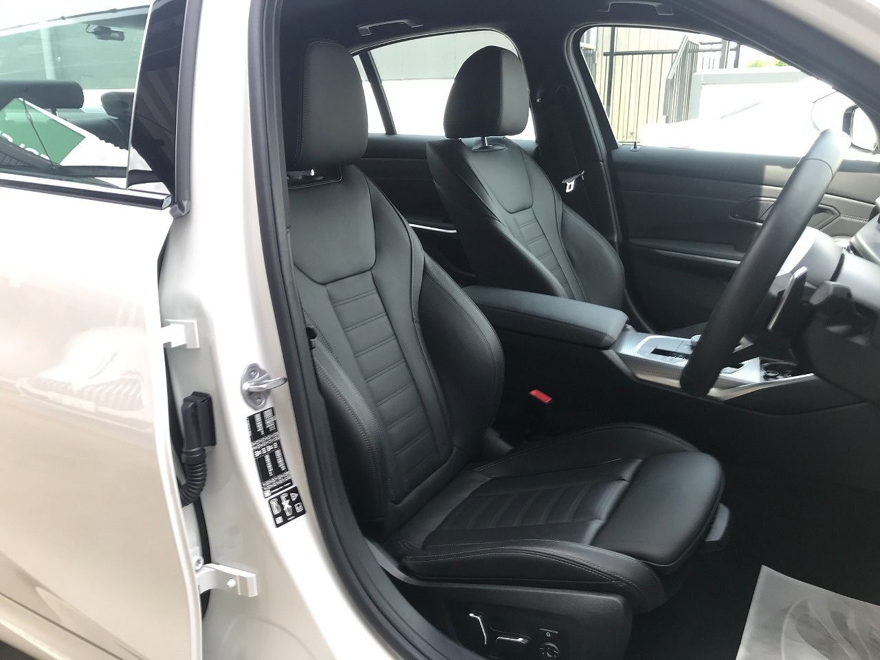 320d xDrive Berline RHD
