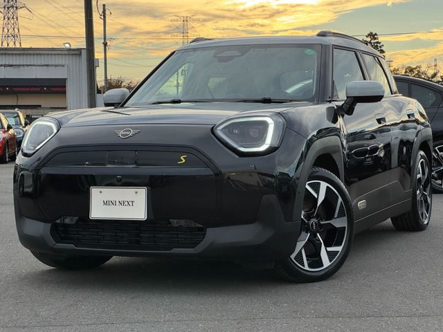 THE NEW ALL-ELECTRIC MINI ACEMAN SE