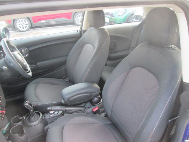 MINI Cooper D 3-Door Hatch