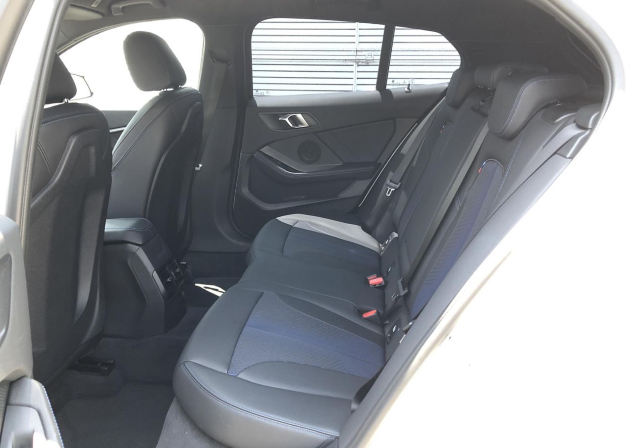 F40 118d Sports Hatch 5-door B47 2.0d