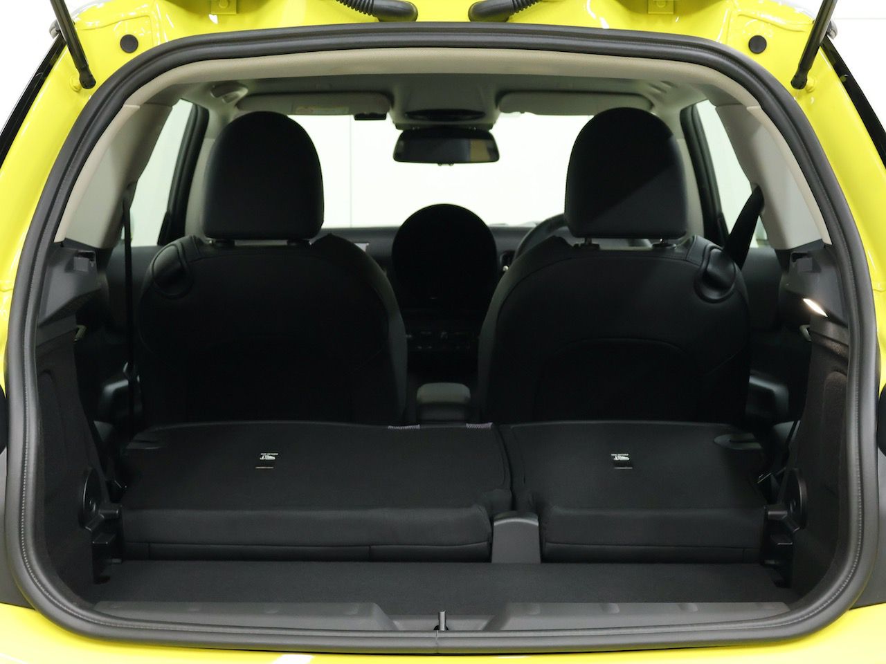 F66 MINI Cooper C 3Dr
