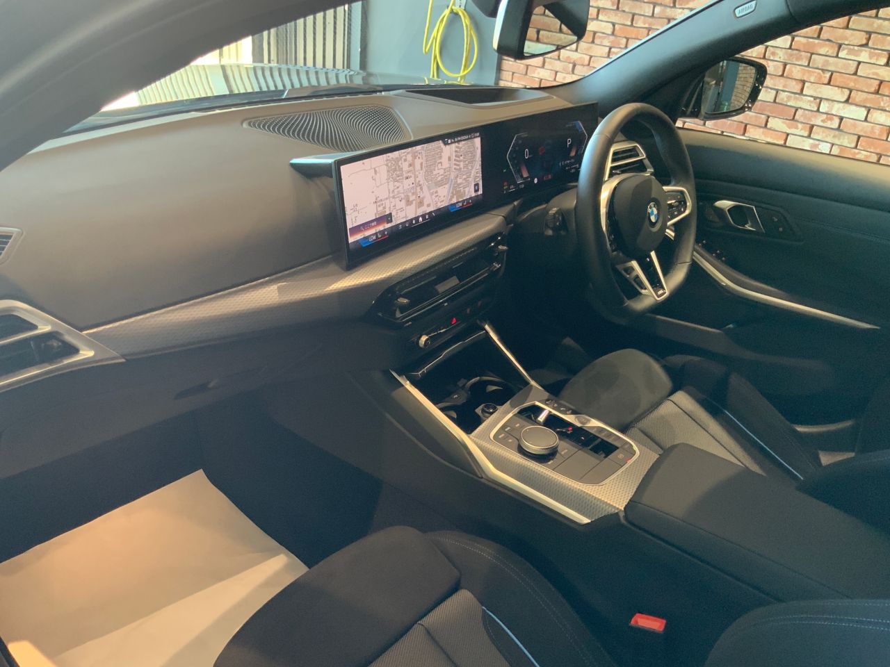 320d xDrive Berline RHD