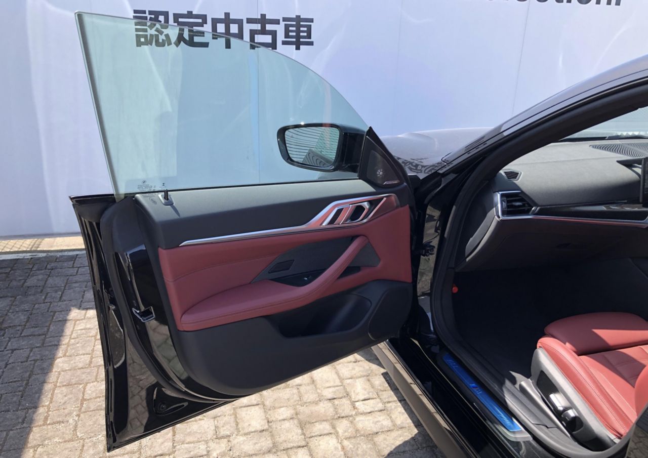 G26 i4 eDrive40 RHD
