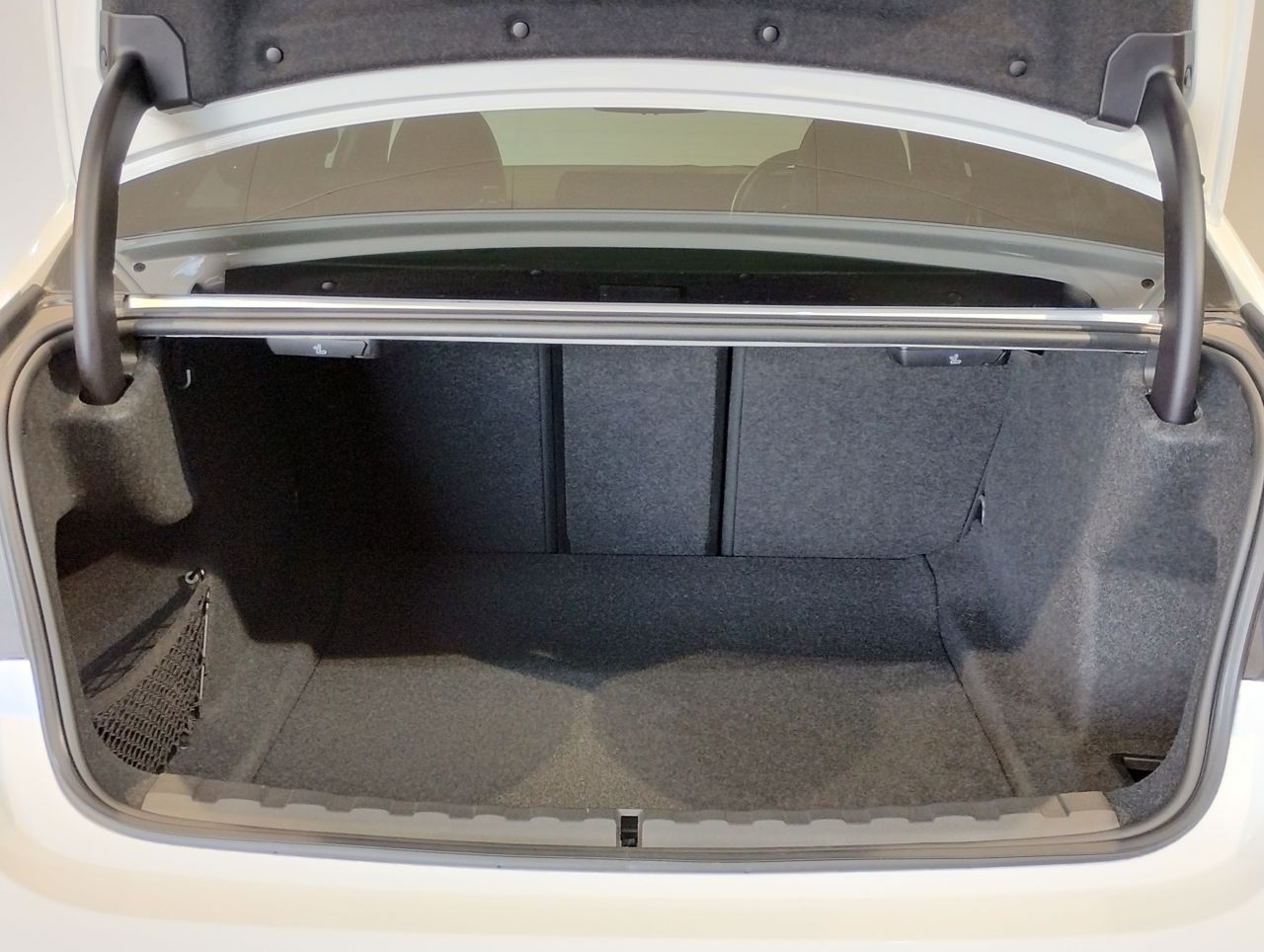 G20 320i Saloon LCI RHD MX