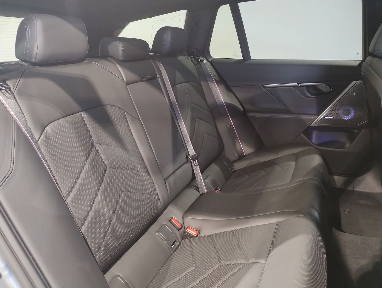 BMW i5 eDrive40 M Sport RHD