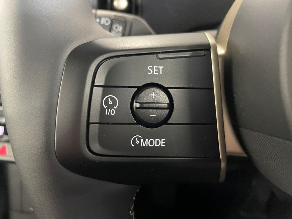 F66 MINI Cooper C 3Dr