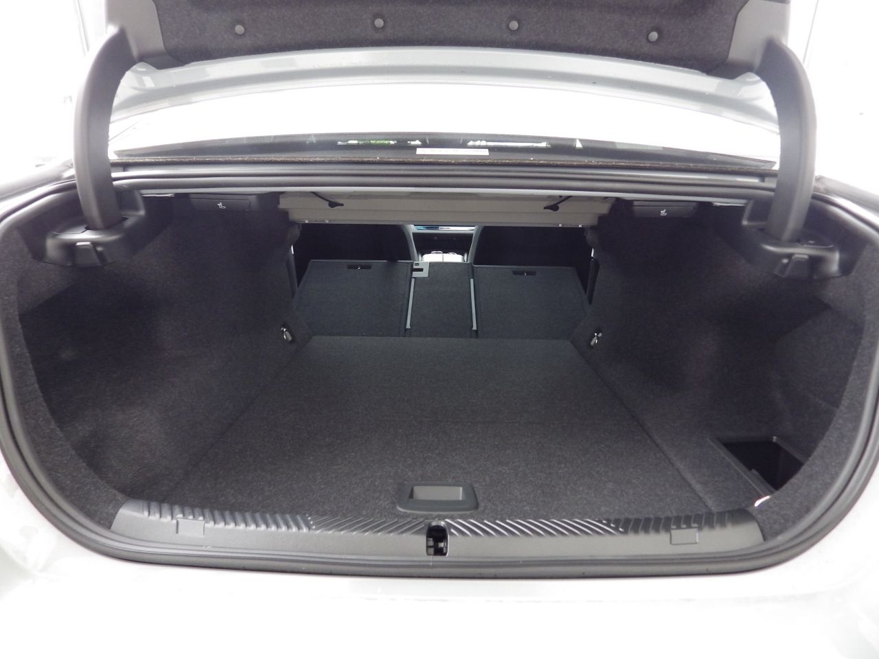 BMW i5 eDrive40 Sedan RHD