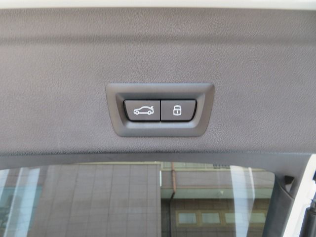 X6 xDrive30d M Sport RHD