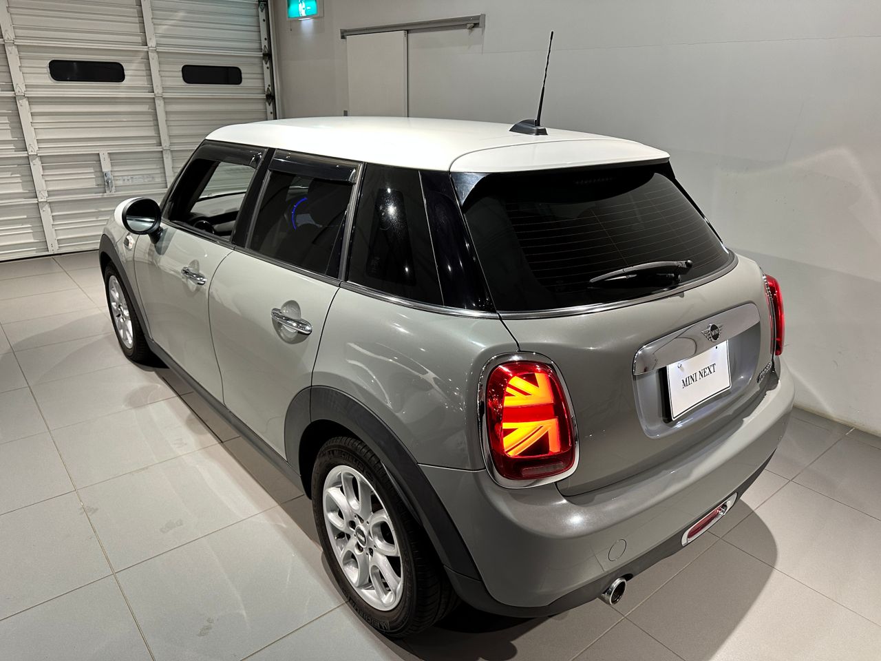 F55 MINI Cooper 5-Door Hatch LCI