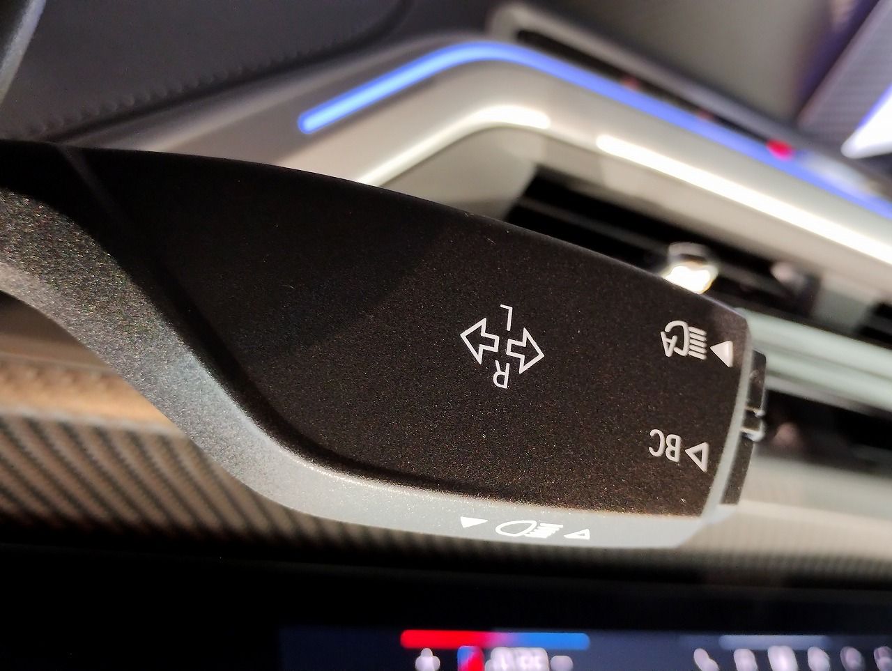 XM RHD