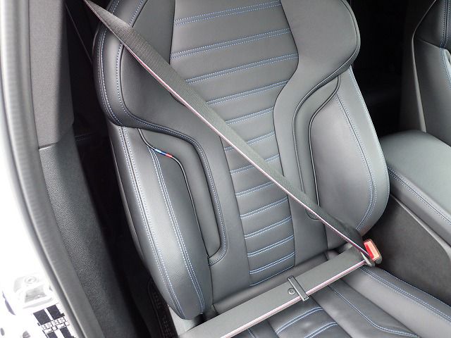 G02 X4 M40i RHD LCI