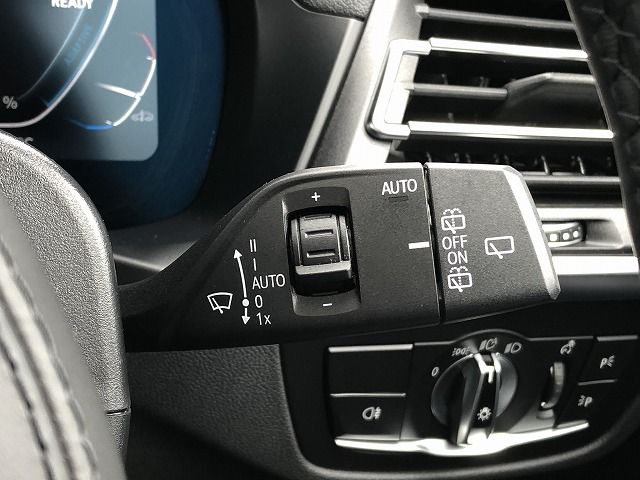 G08 iX3 BEV RHD