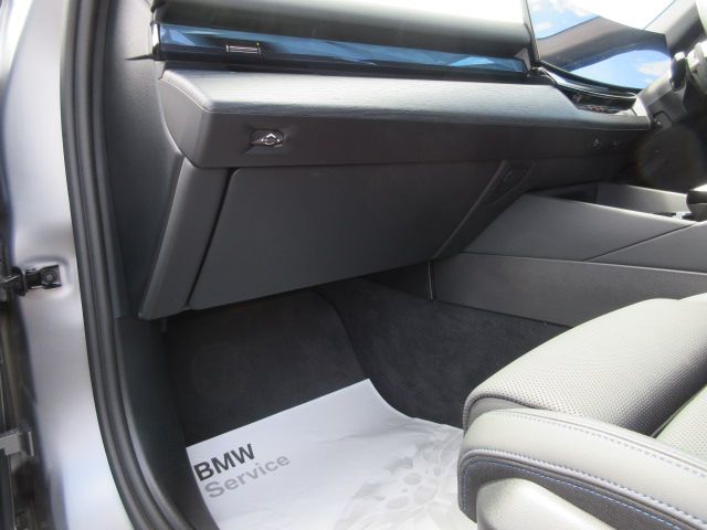 BMW i5 eDrive40 M Sport RHD