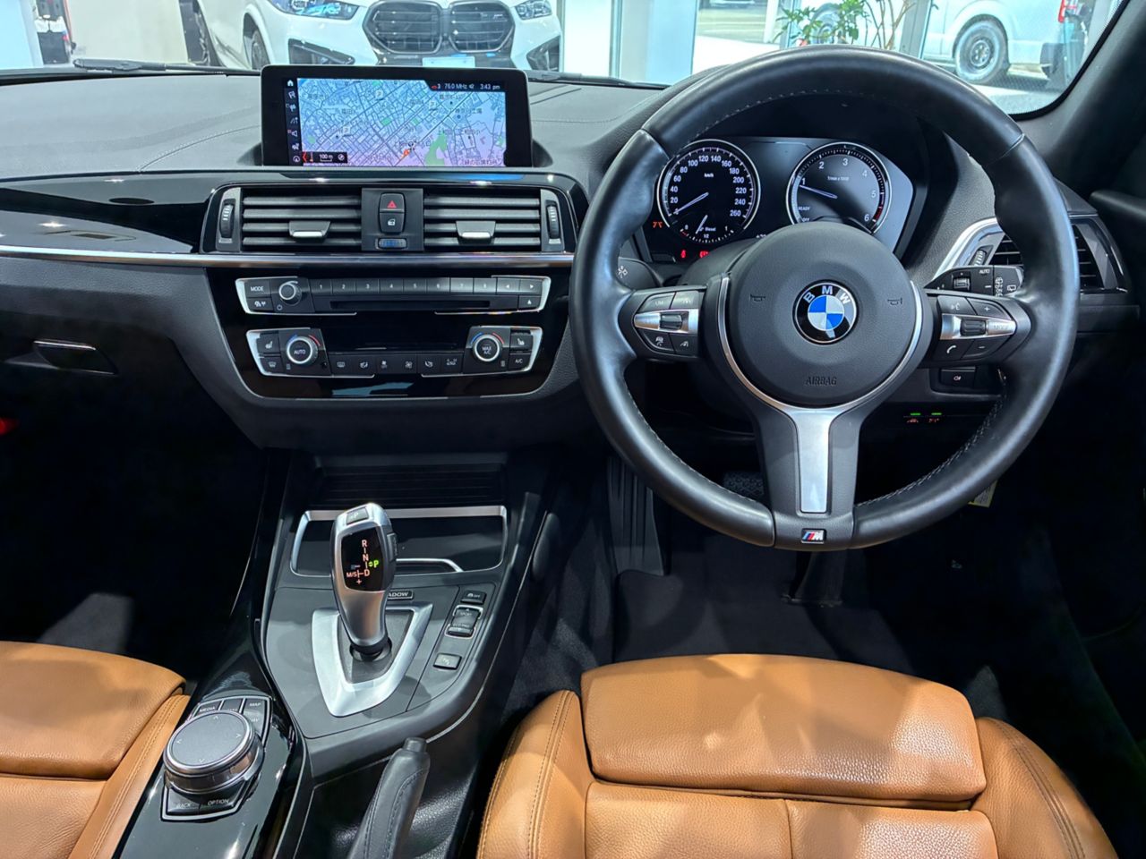 118D 5DOOR RHD