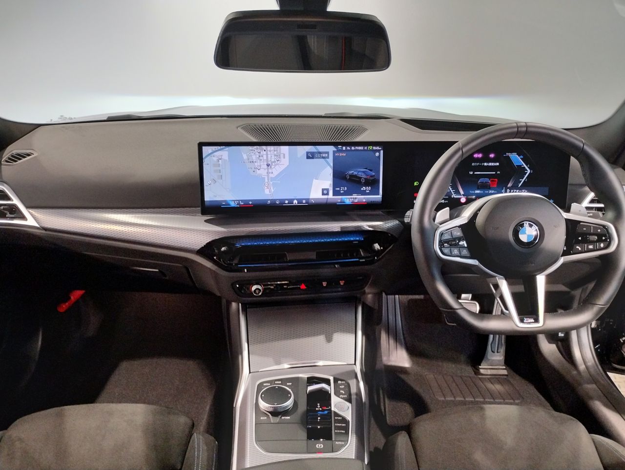 320d xDrive Berline RHD