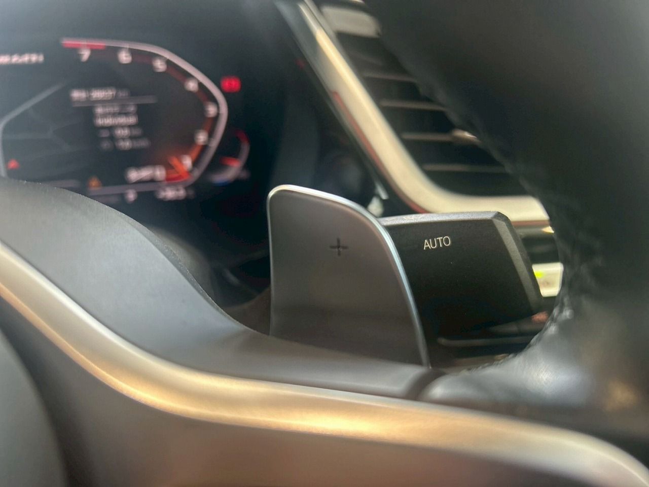 G29 Z4 M40i RHD