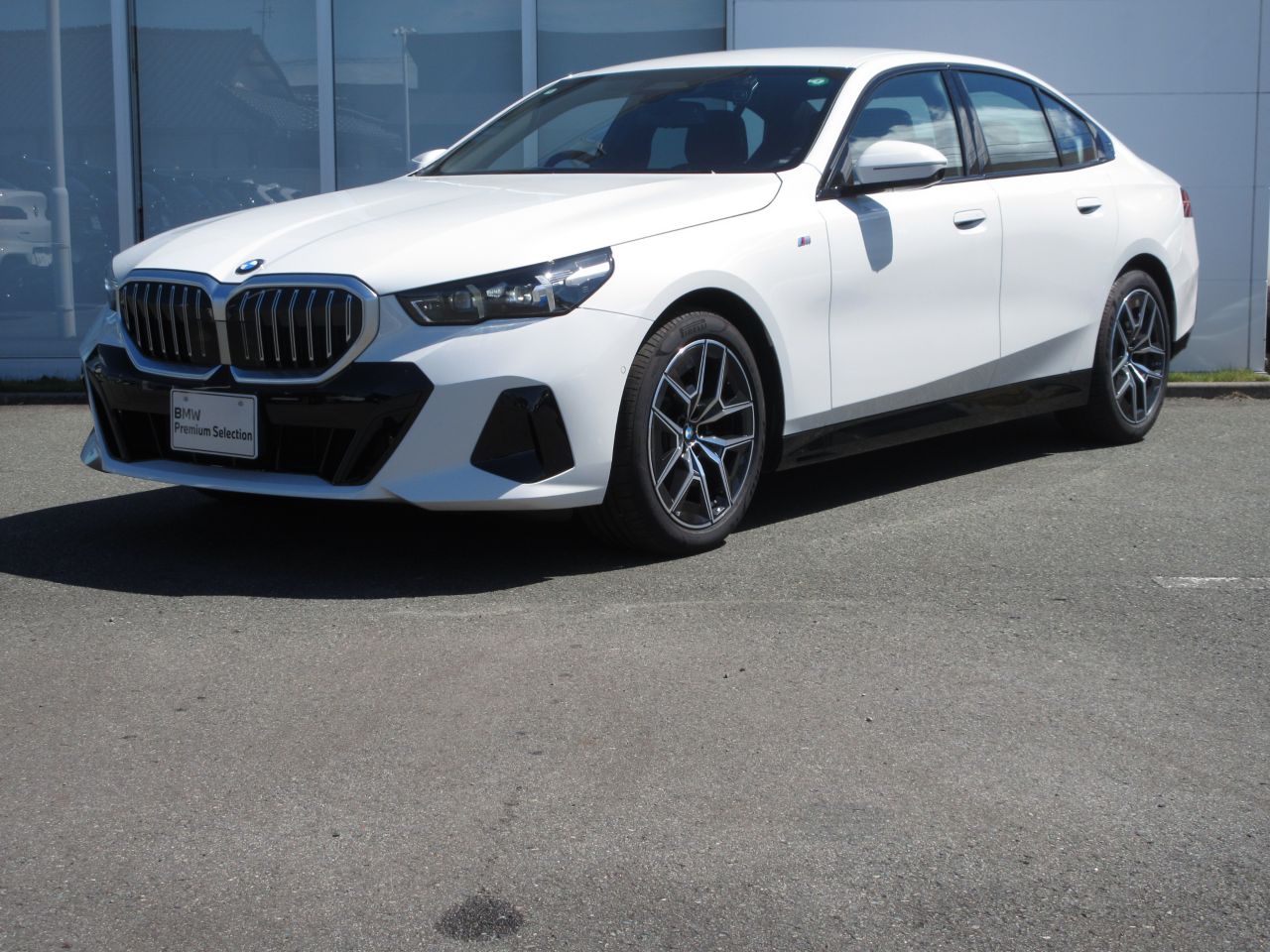 520i Sedan RHD