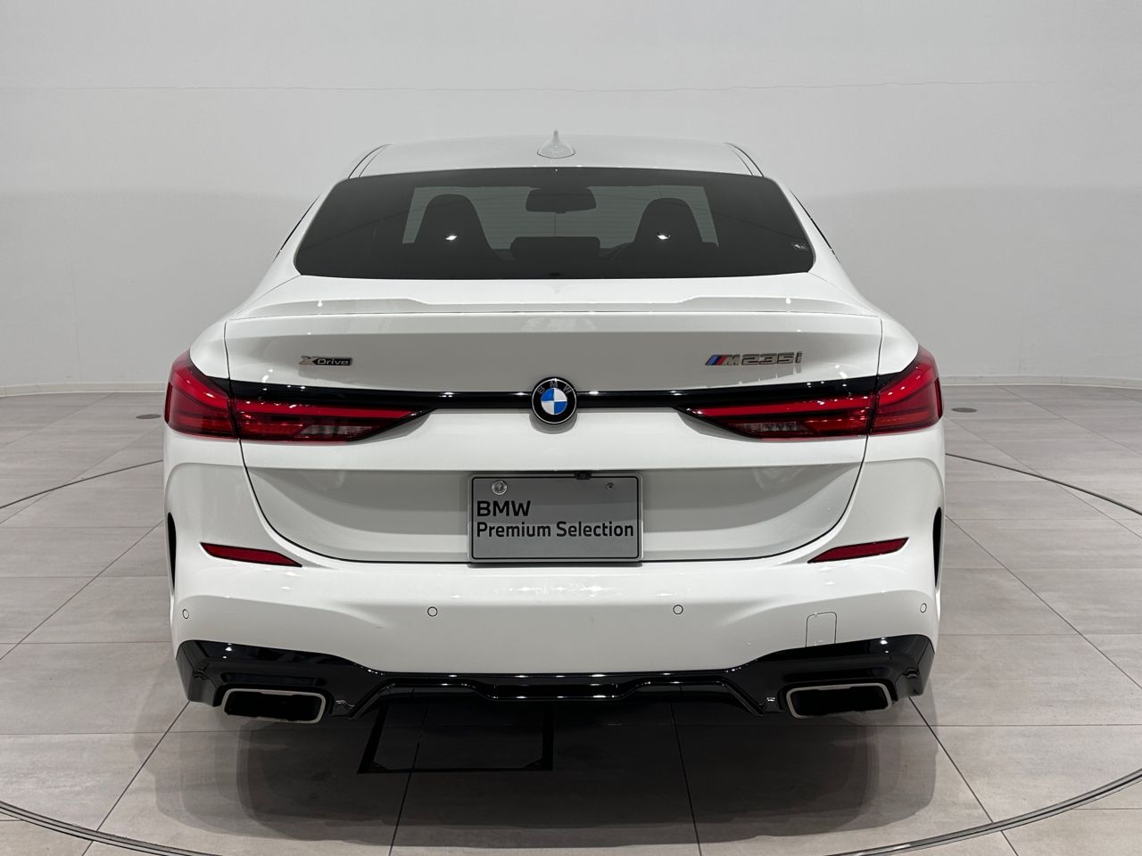 F4* **35i xDrive **** ***** B48 2.0i