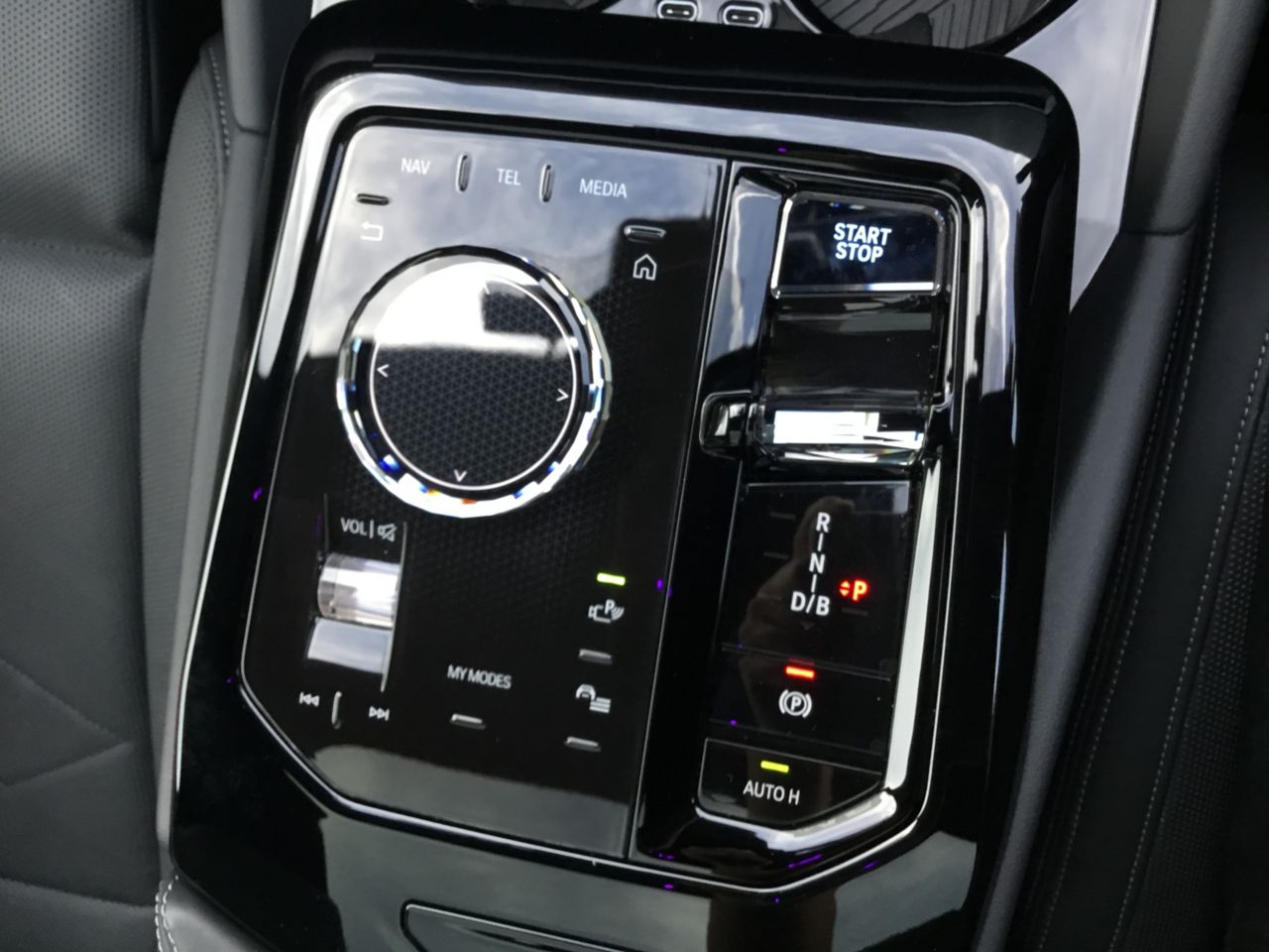 BMW i5 eDrive40 Sedan RHD