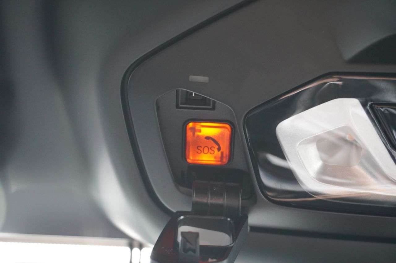 G29 z4 sDrive20i RHD