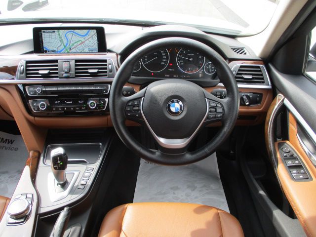320I TOURING RHD