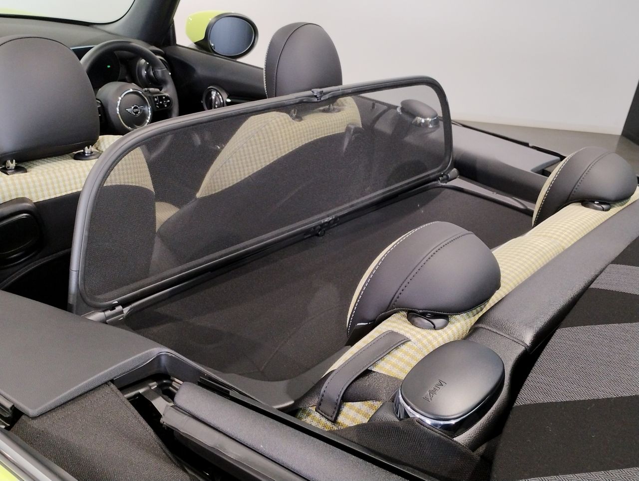 MINI Cooper S Convertible RHD