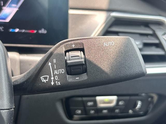 320d xDrive Berline RHD
