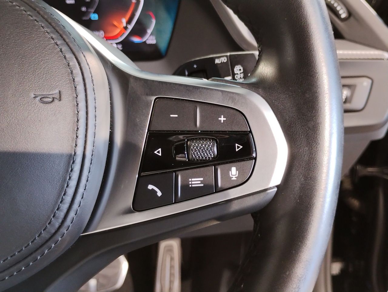 F40 118d Sports Hatch 5-door B47 2.0d