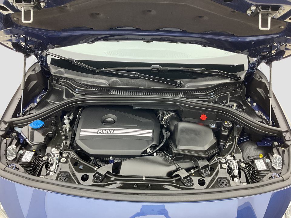 BMW 216