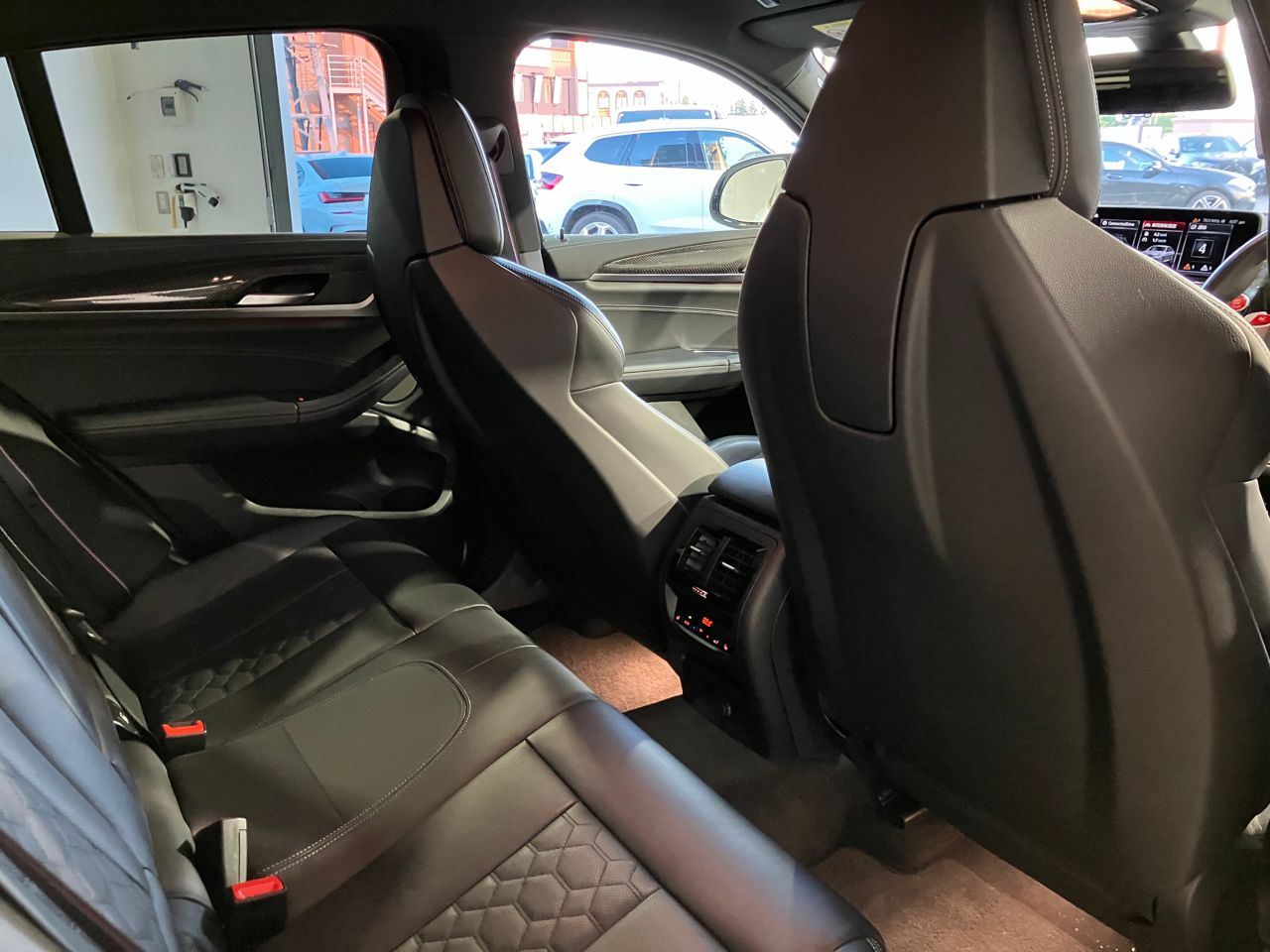 X4 M RHD