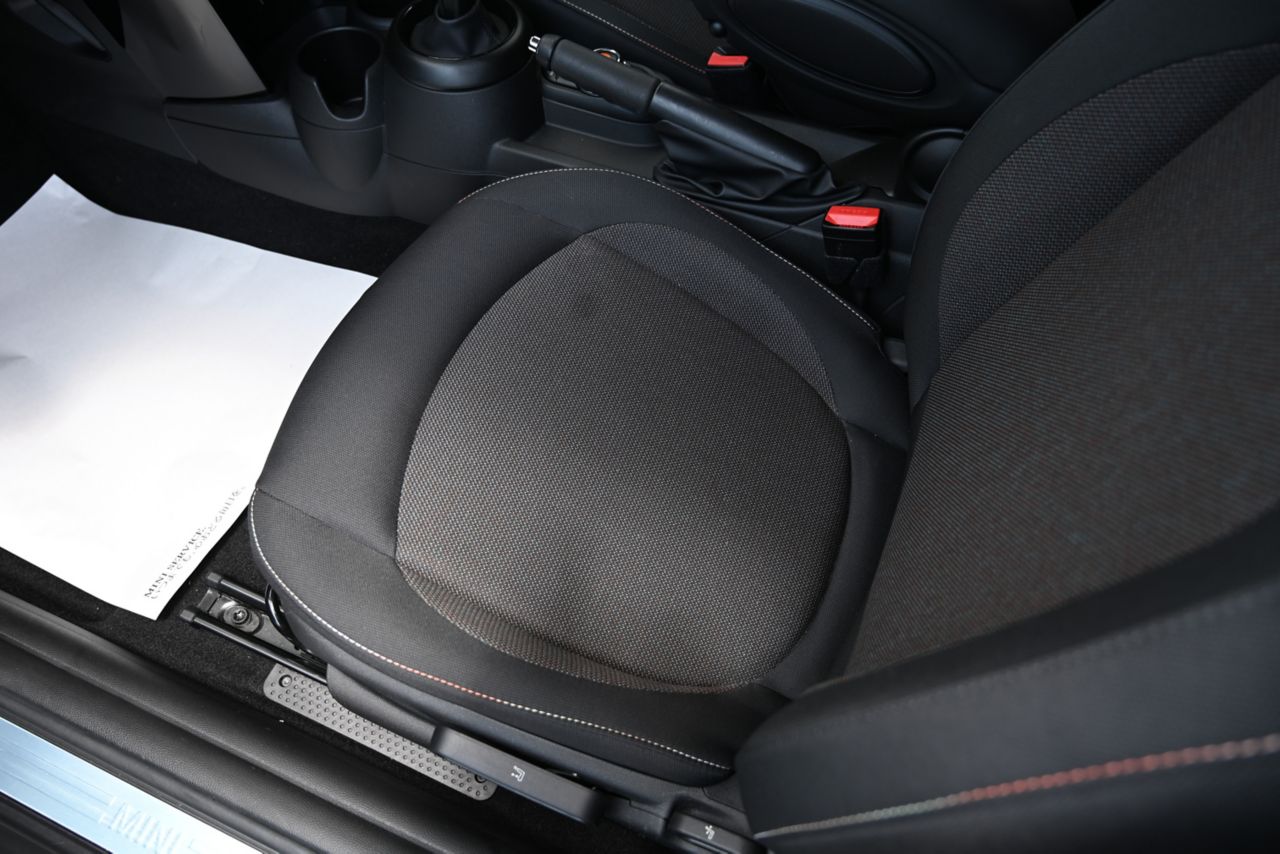 F56 MINI Cooper 3-Door Hatch LCI