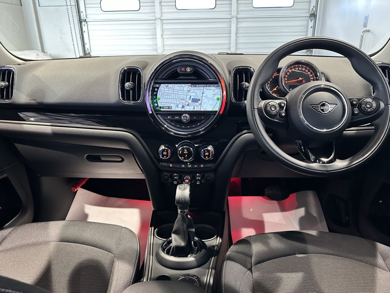 U25 MINI John Cooper Works Countryman ALL4