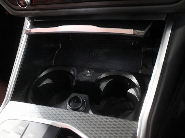 G21 M340i xDrive Touring LCI RHD