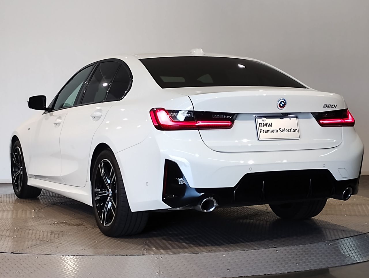 G20 320i Saloon LCI RHD MX