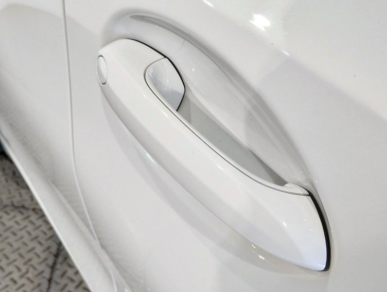 320d xDrive Berline RHD