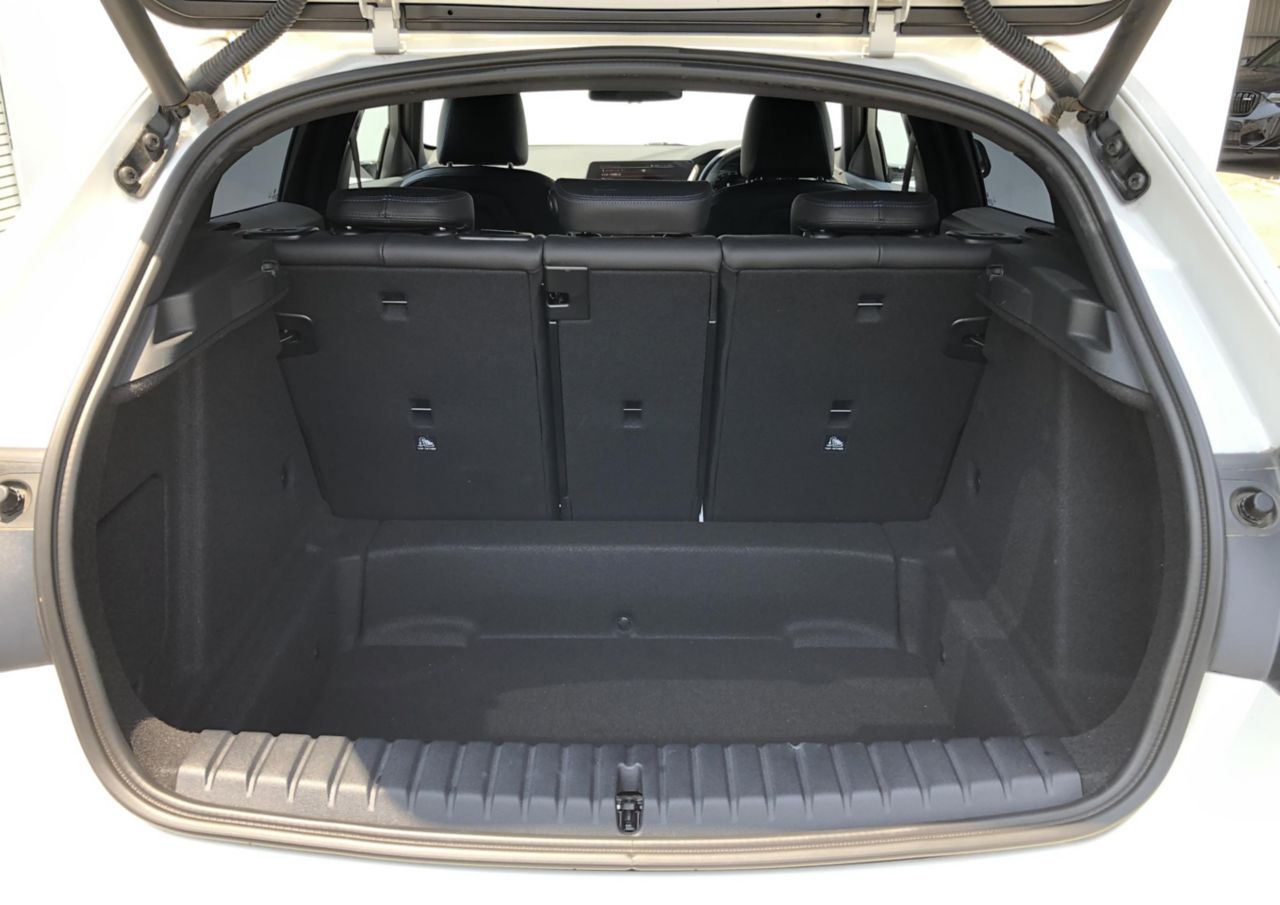 F40 118d Sports Hatch 5-door B47 2.0d