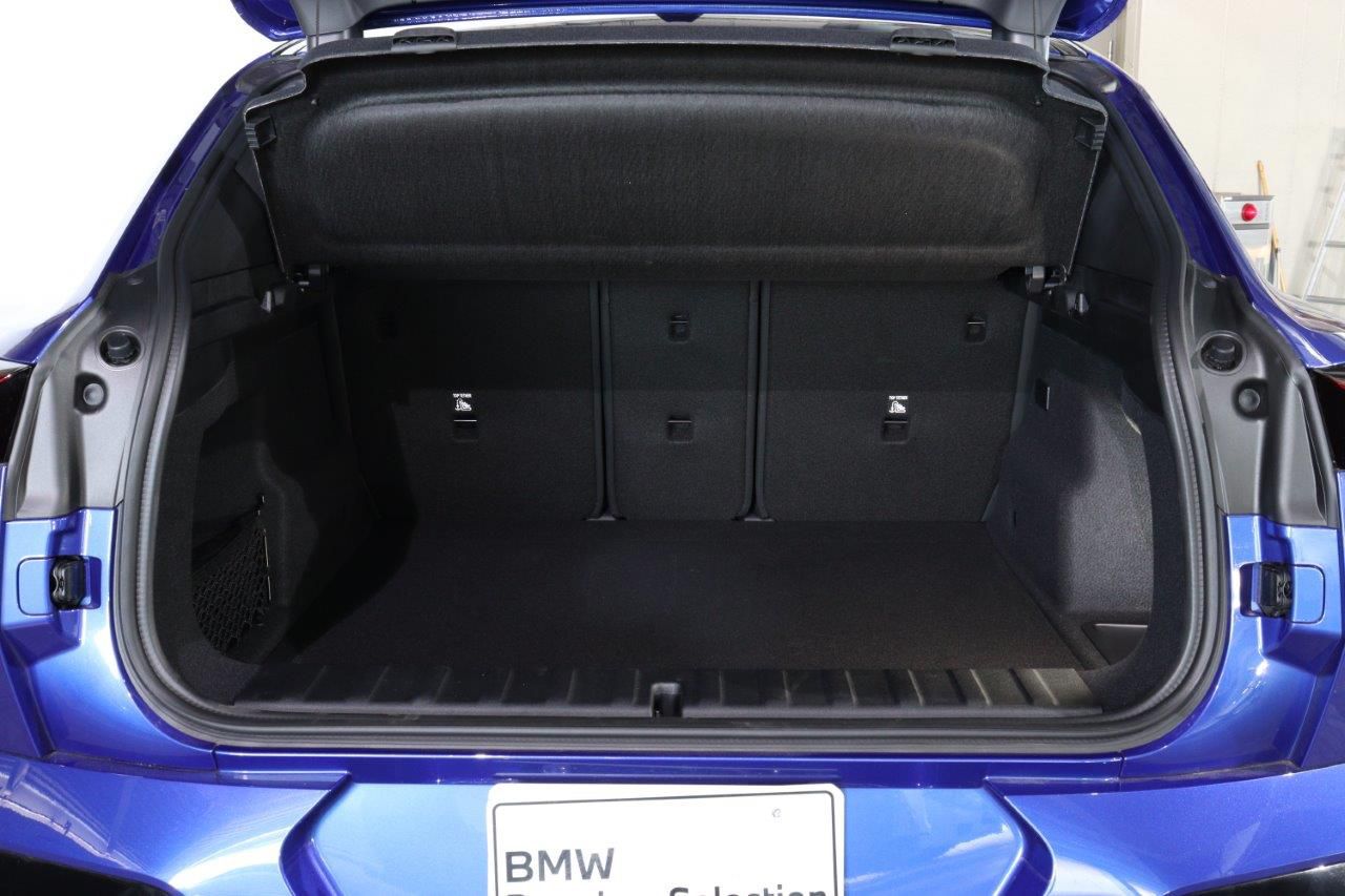 iX2 xDrive30 MSP