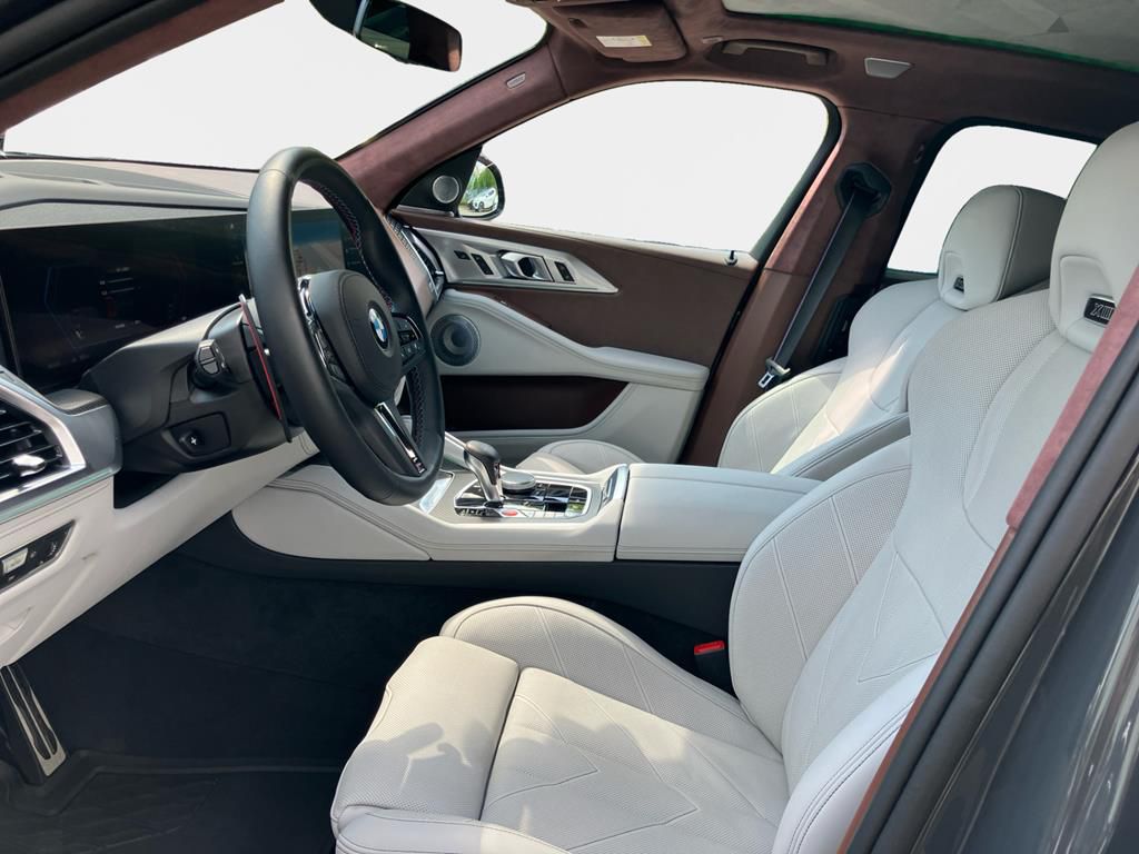 BMW XM