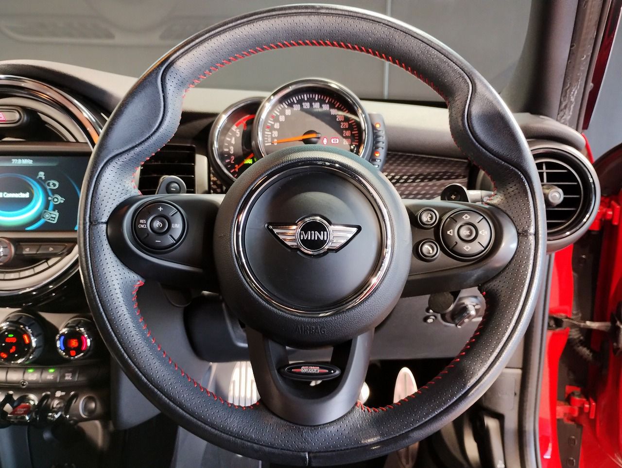F55 COOPER S D(AT)