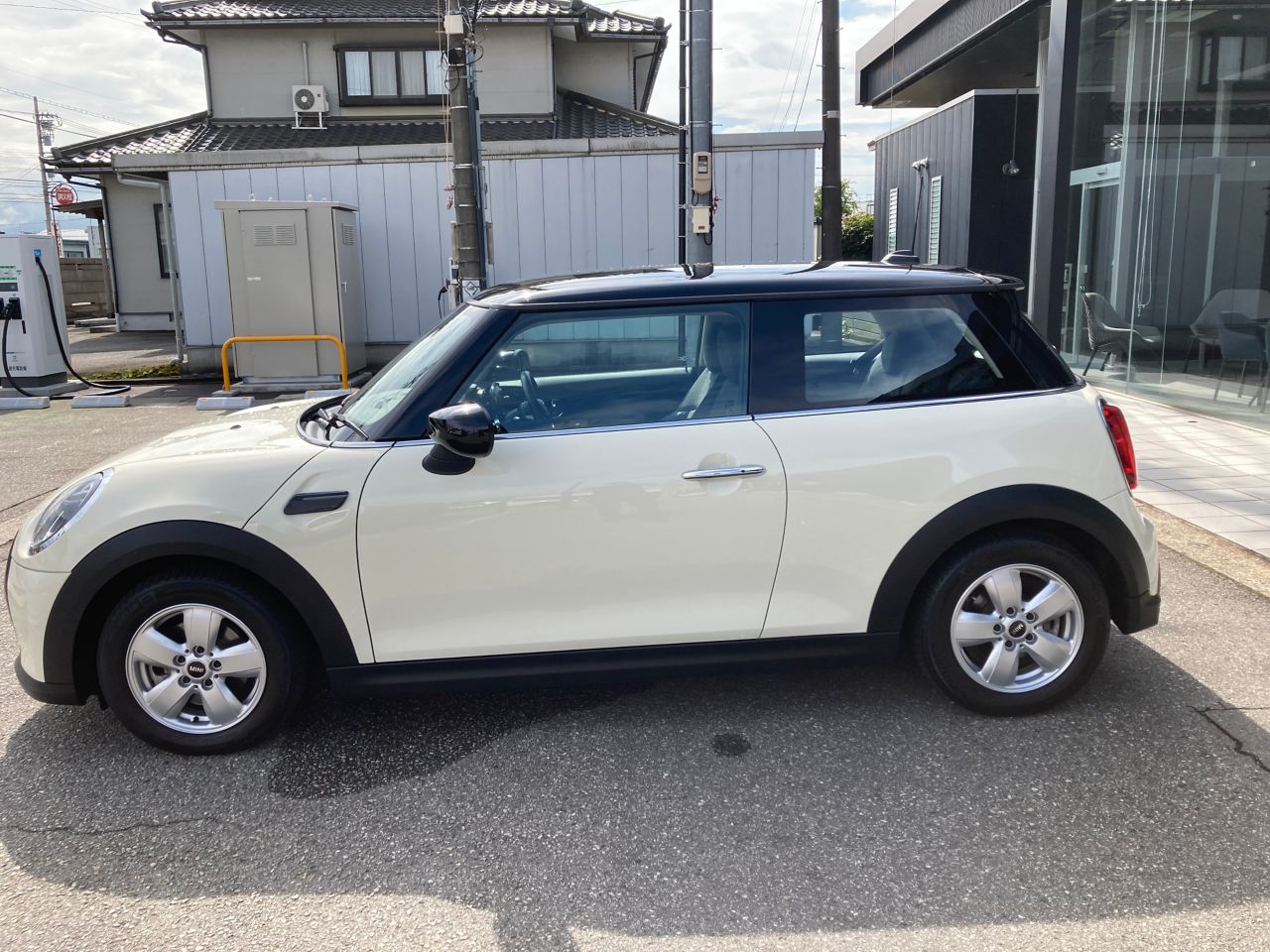 MINI Cooper F56 RHD