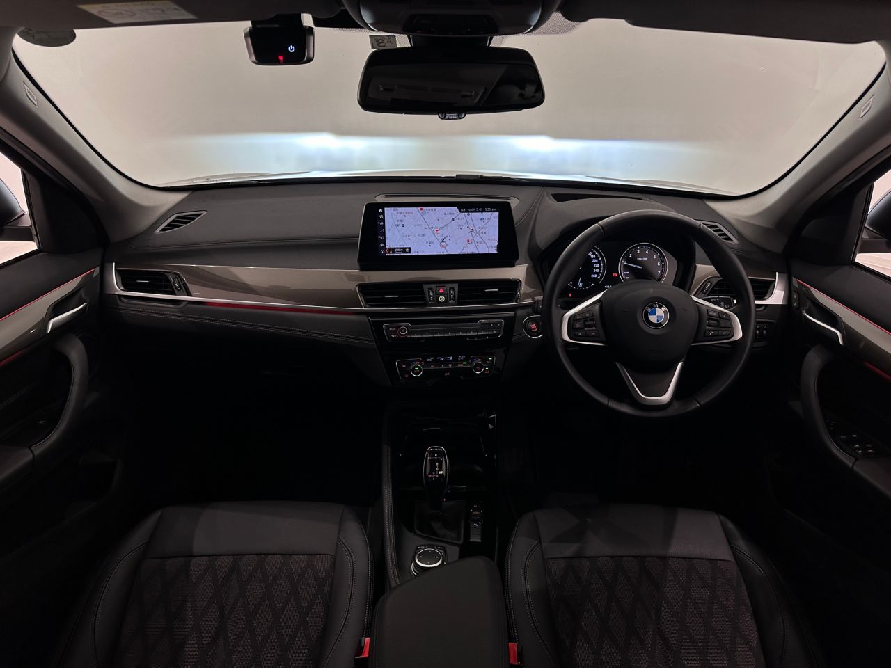 X1 sDrive18i RHD