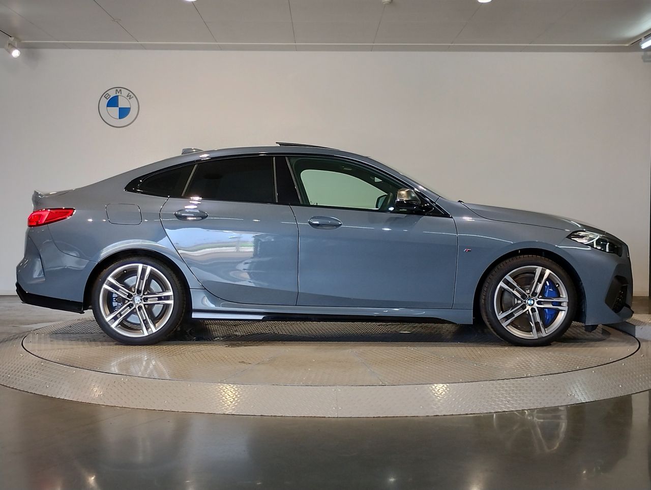 F4* **35i xDrive **** ***** B48 2.0i